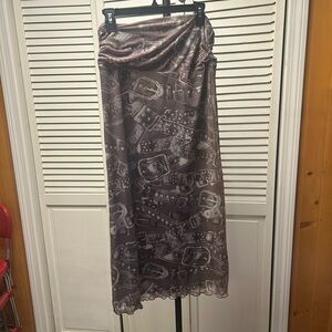 NWOT Silence + Noise grey Graphic Maxi Skirt